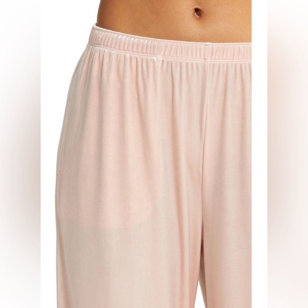 NWOT Nordstrom Velour Pajamas in Pink Smoke Size Large - Picture 4 of 11